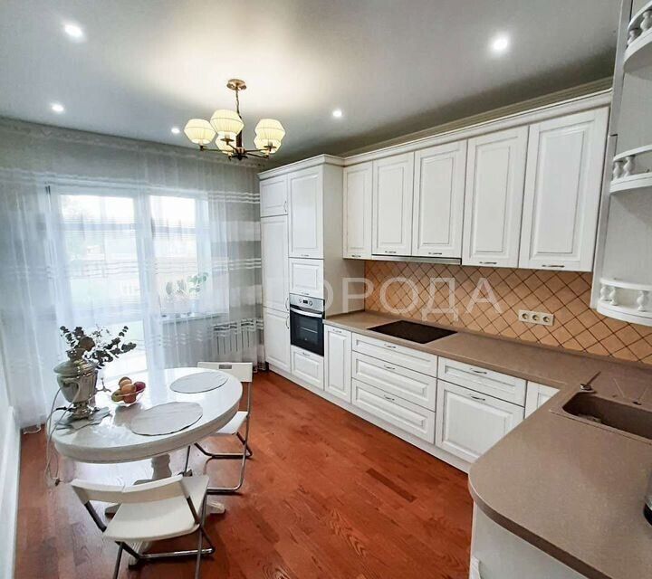 Сдаётся 2-комнатная квартира, 69 м²