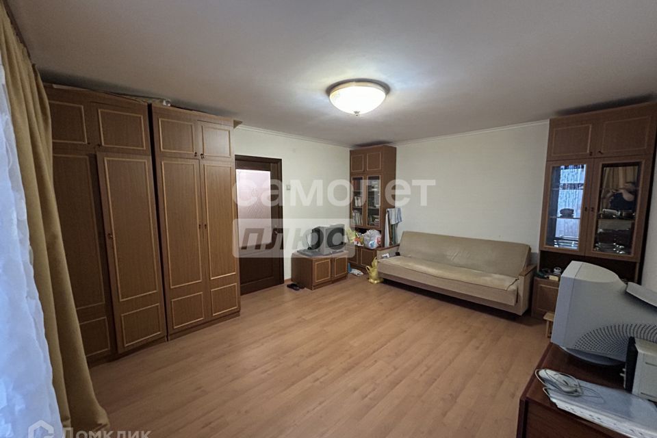 Продаётся 1-комнатная квартира, 46 м²