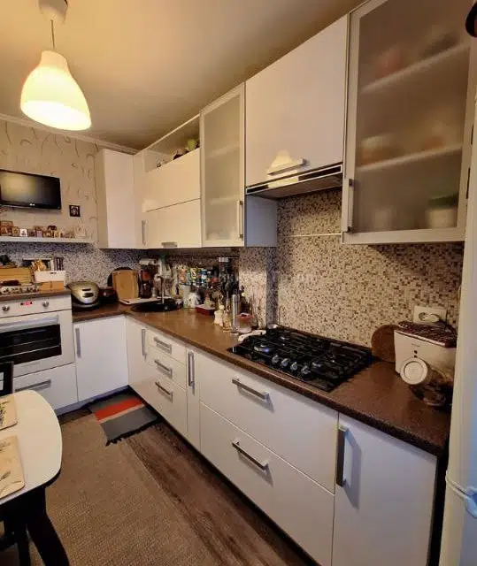 Продаётся 3-комнатная квартира, 63.2 м²