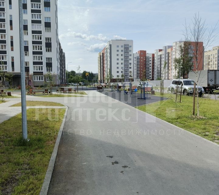 Продаётся 2-комнатная квартира, 58 м²