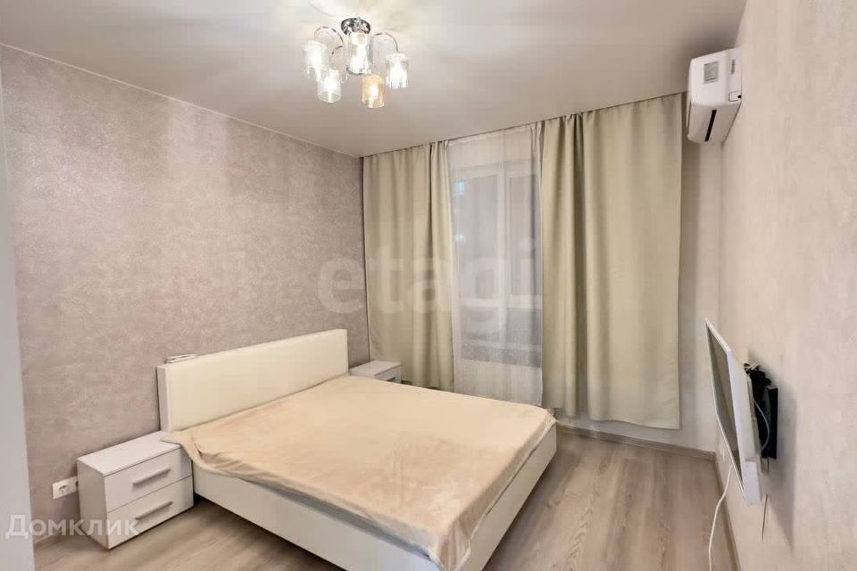 Продаётся 1-комнатная квартира, 41.3 м²