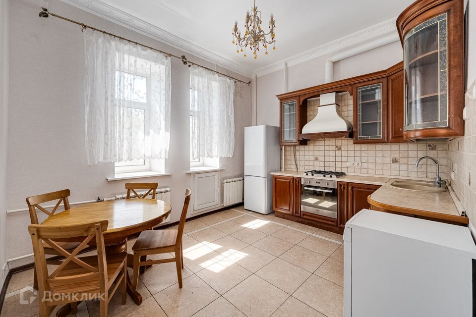 Продаётся 3-комнатная квартира, 82 м²