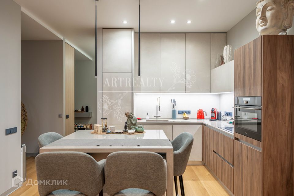 Продаётся 3-комнатная квартира, 89.9 м²