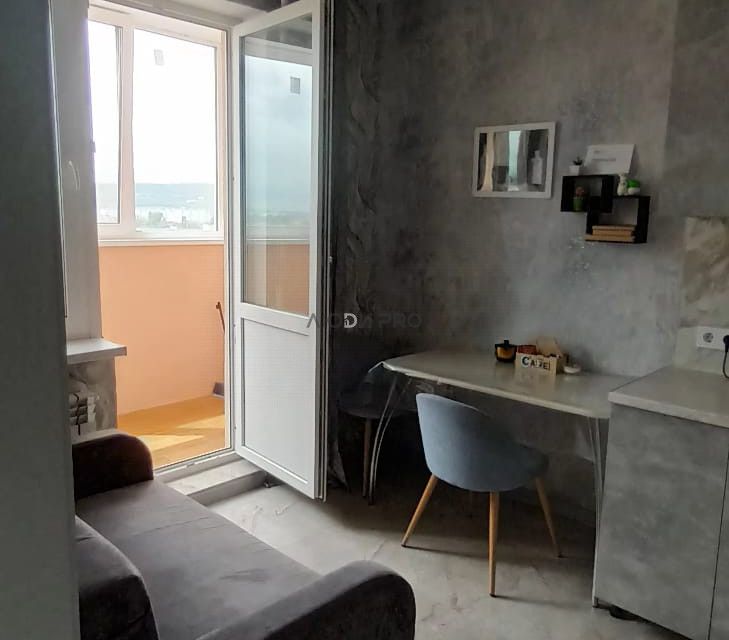 Продаётся 1-комнатная квартира, 41.5 м²