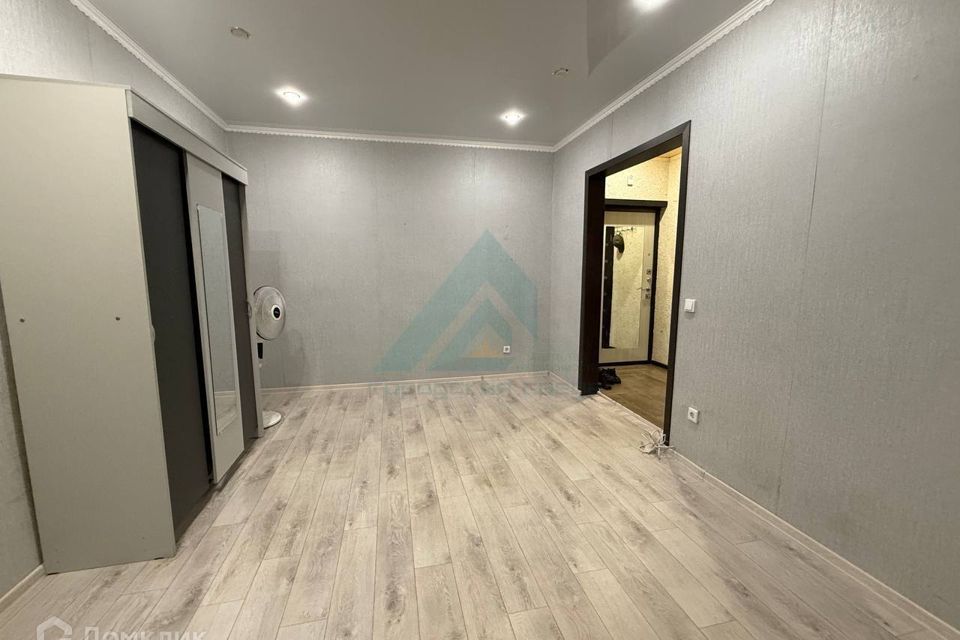 Продаётся 1-комнатная квартира, 37 м²
