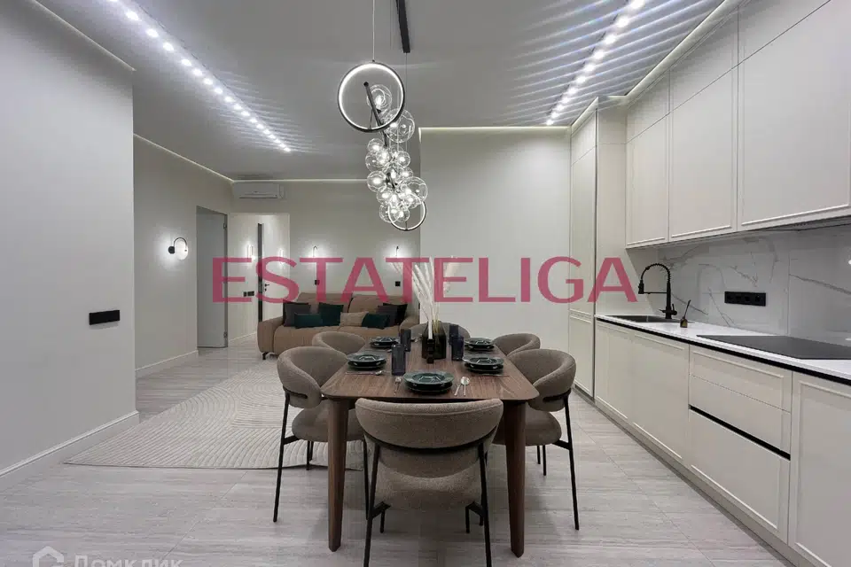 Продаётся 4-комнатная квартира, 95 м²