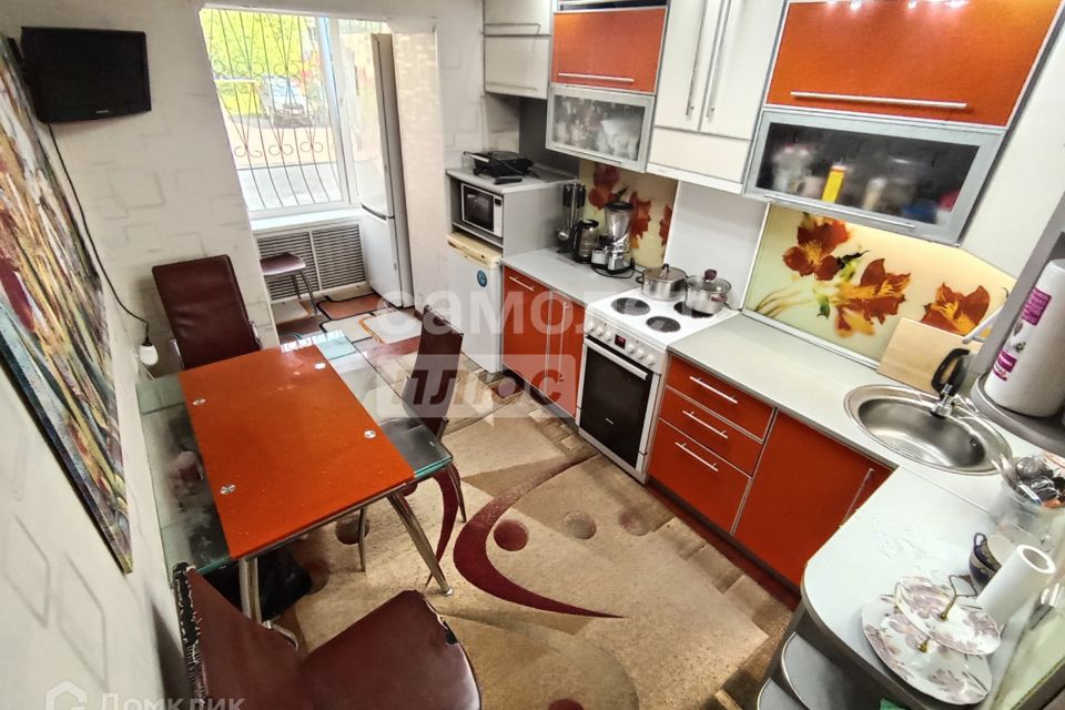 Продаётся 3-комнатная квартира, 59.4 м²