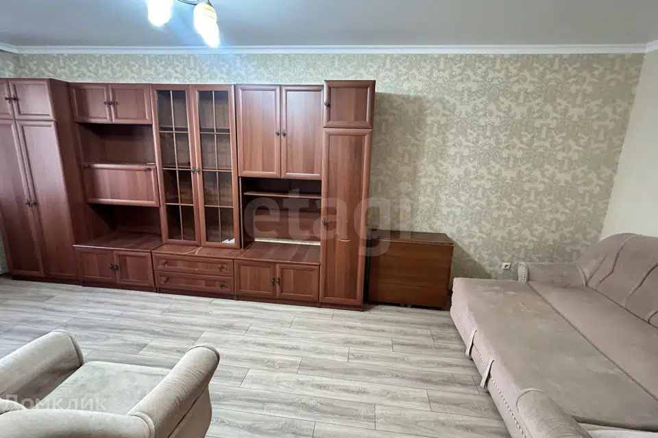 Сдаётся 1-комнатная квартира, 50 м²
