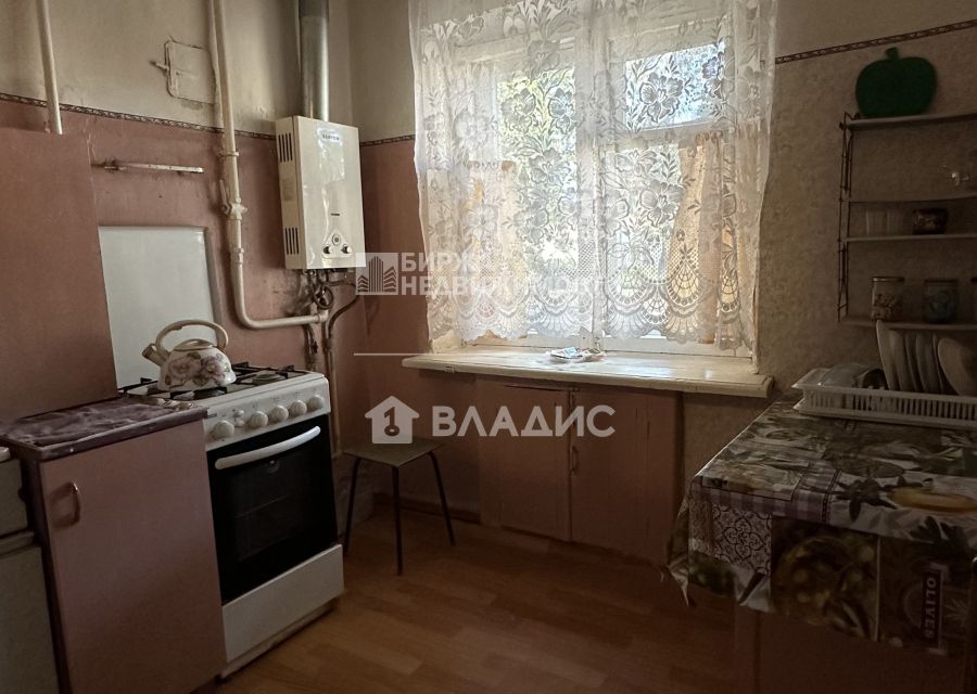 Продаётся 2-комнатная квартира, 39.8 м²