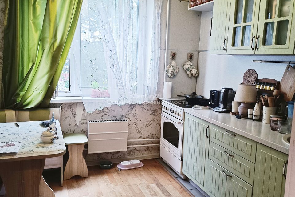 Продаётся 3-комнатная квартира, 62.3 м²