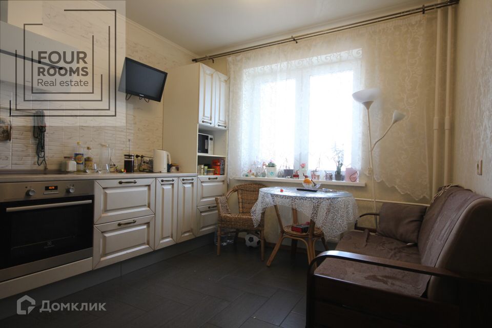 Продаётся 2-комнатная квартира, 62.2 м²
