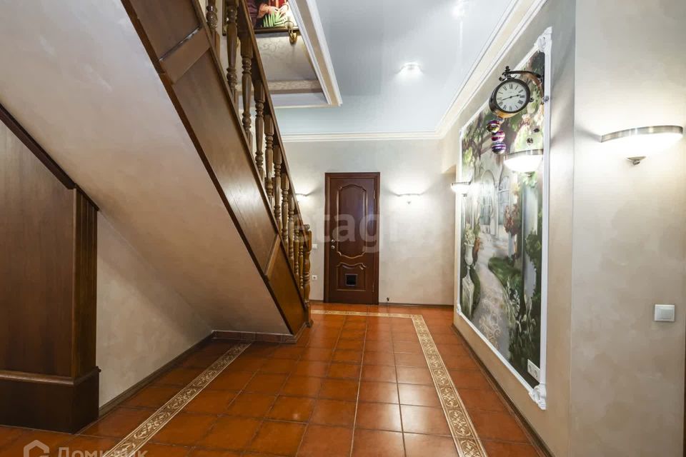 Продаётся 5-комнатная квартира, 171 м²