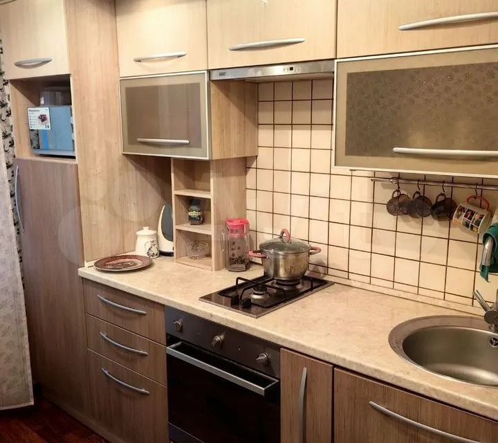 Продаётся 3-комнатная квартира, 59.4 м²