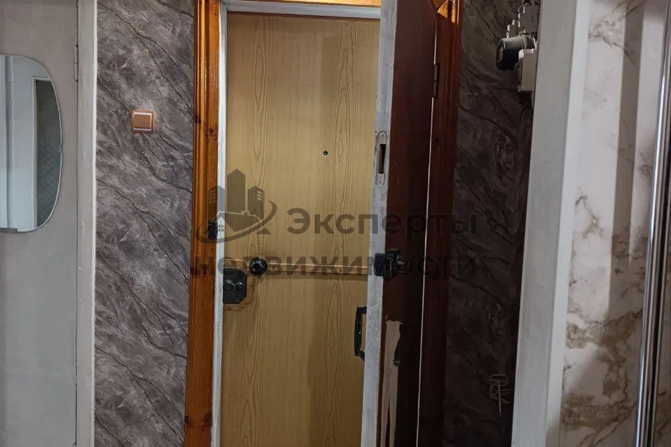 Продаётся 4-комнатная квартира, 80 м²