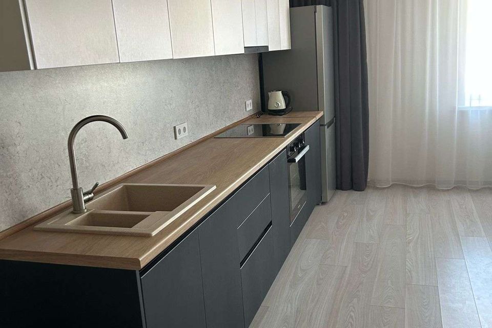 Продаётся 1-комнатная квартира, 48.2 м²