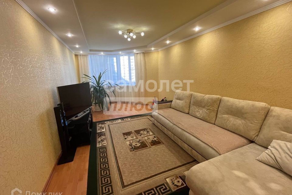 Продаётся 2-комнатная квартира, 71 м²