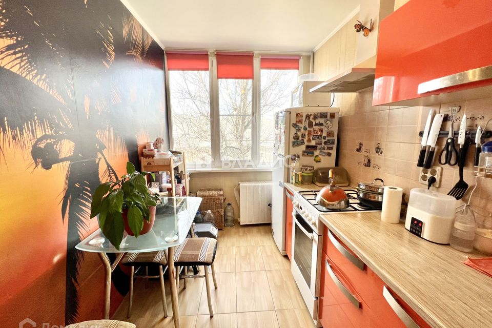 Продаётся 3-комнатная квартира, 63 м²