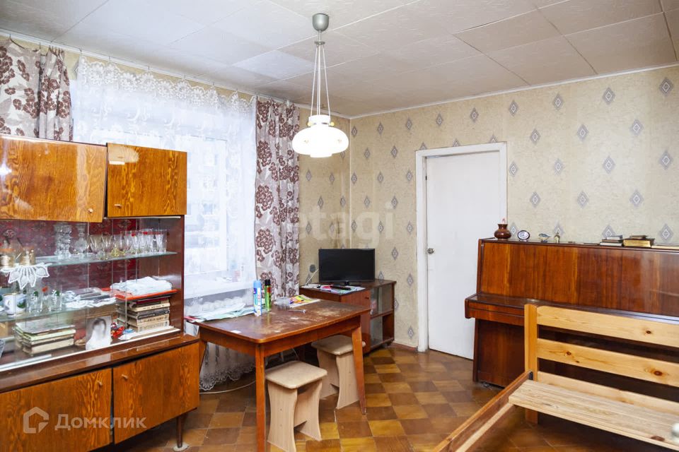 Продаётся 3-комнатная квартира, 54.6 м²