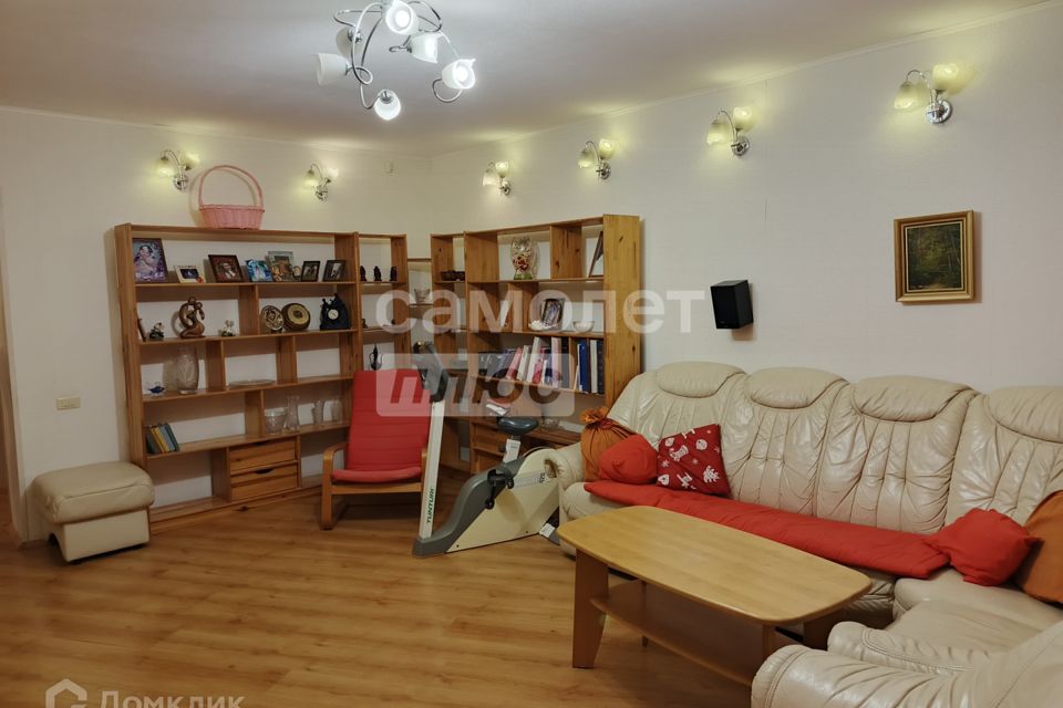 Сдаётся 3-комнатная квартира, 112.7 м²