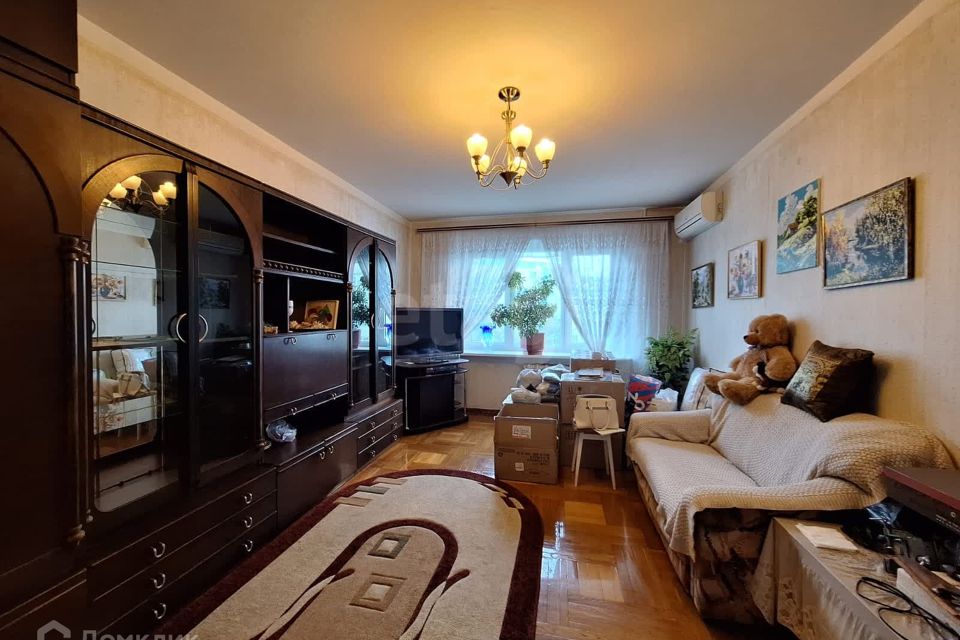 Продаётся 3-комнатная квартира, 60.5 м²