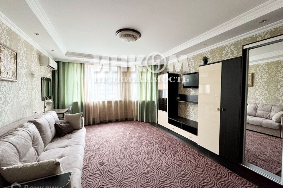 Сдаётся 1-комнатная квартира, 42 м²