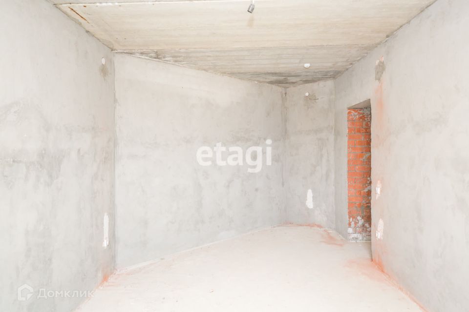 Продаётся 2-комнатная квартира, 69 м²