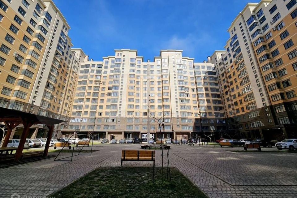 Продаётся 2-комнатная квартира, 68.08 м²