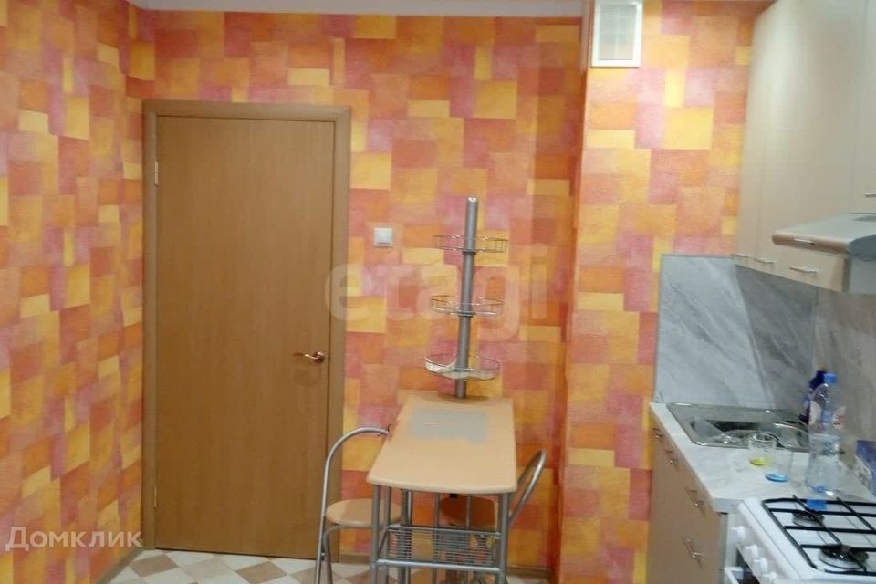 Продаётся 1-комнатная квартира, 41 м²