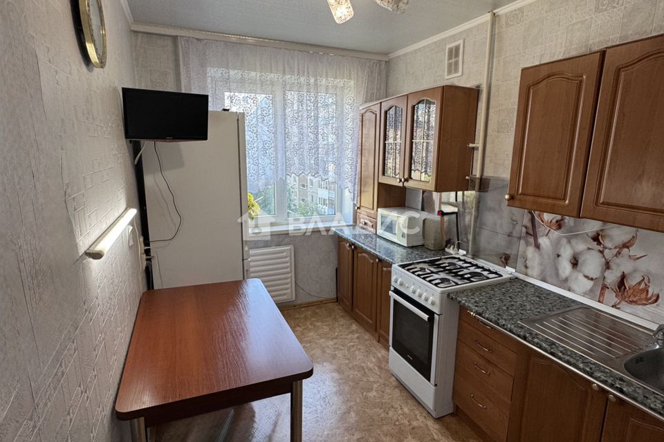 Продаётся 3-комнатная квартира, 59.7 м²