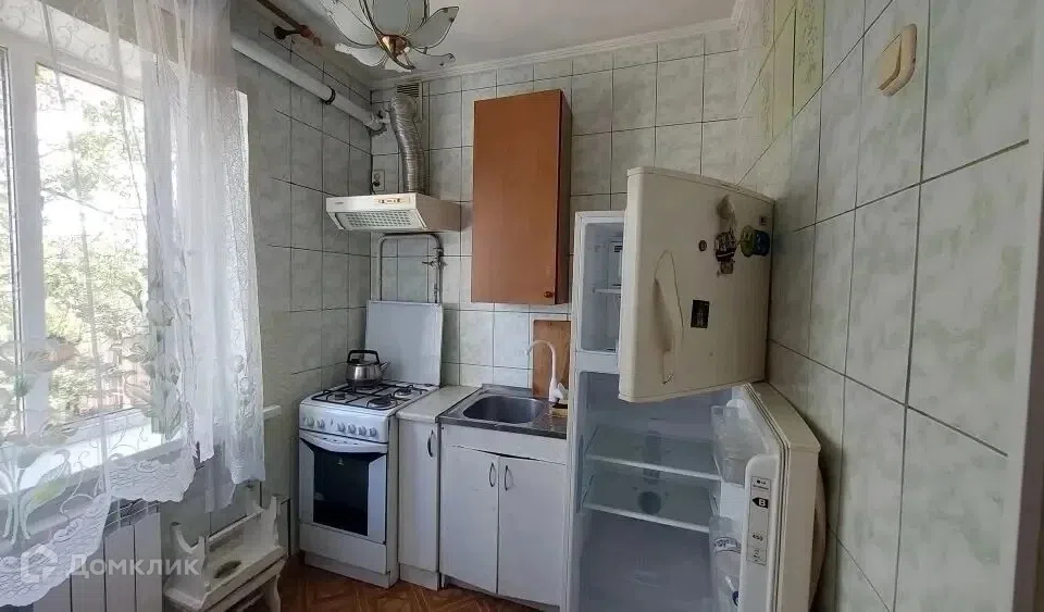 Продаётся 3-комнатная квартира, 56.5 м²