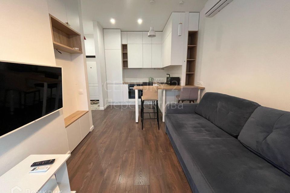 Продаётся 1-комнатная квартира, 42 м²