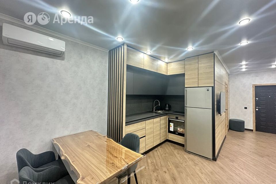 Сдаётся 1-комнатная квартира, 50 м²