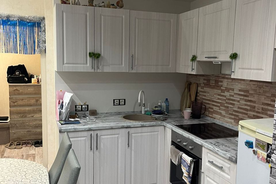 Продаётся 1-комнатная квартира, 32 м²