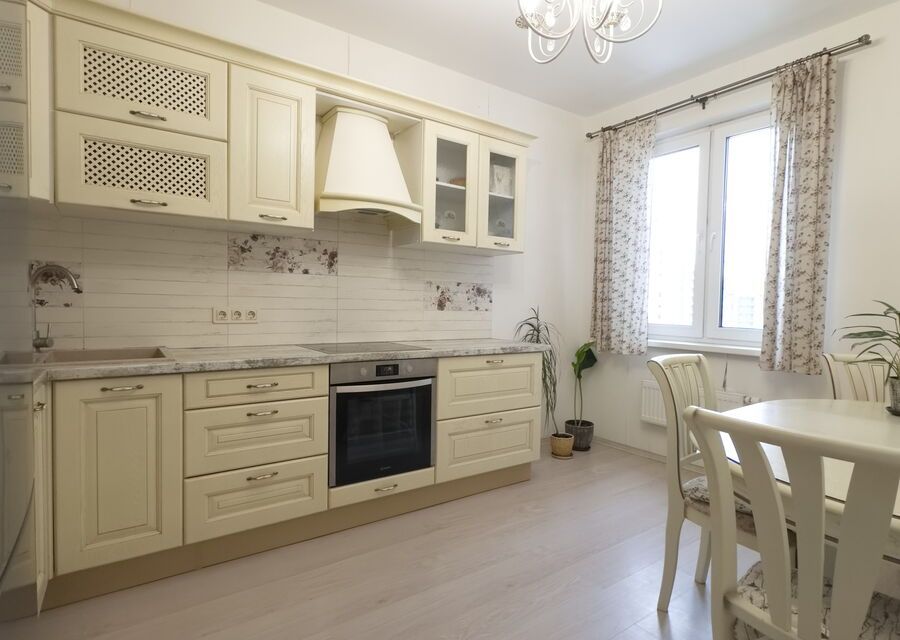 Сдаётся 2-комнатная квартира, 59.7 м²
