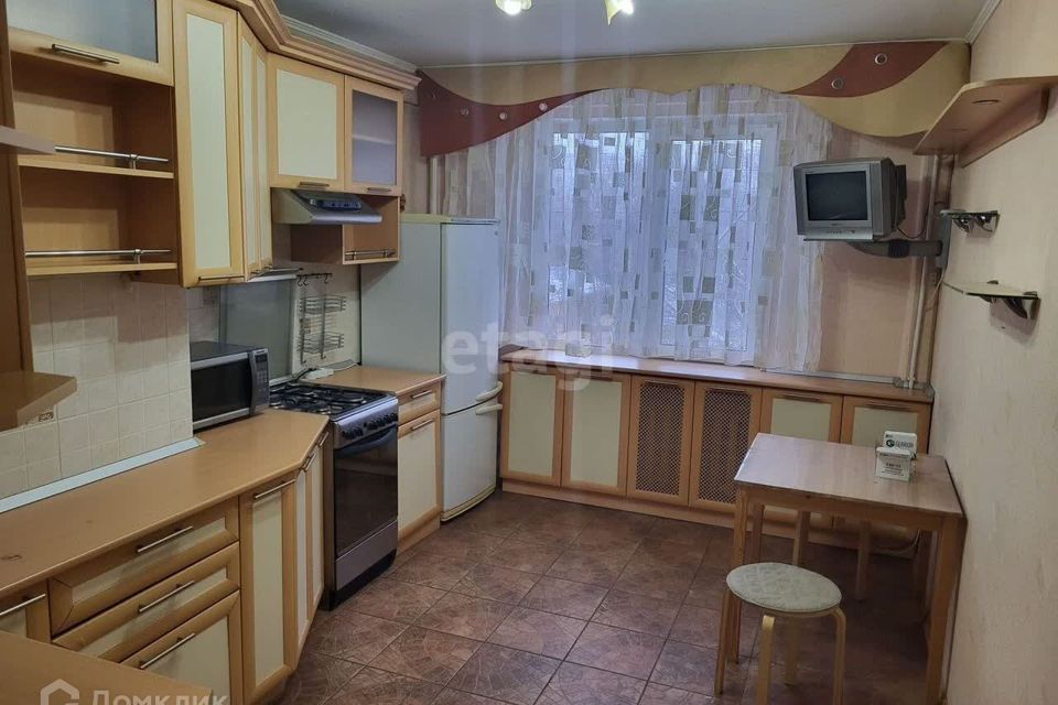 Сдаётся 2-комнатная квартира, 60 м²