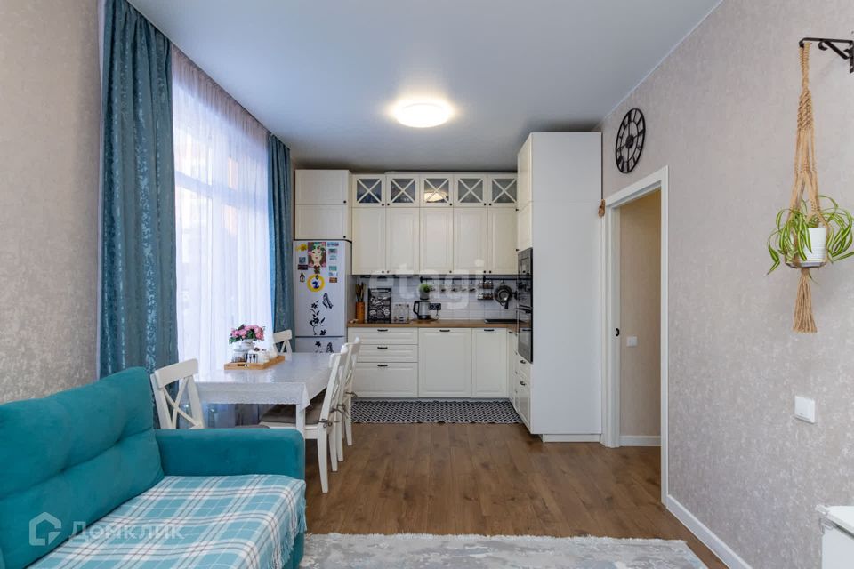 Продаётся 2-комнатная квартира, 60.5 м²
