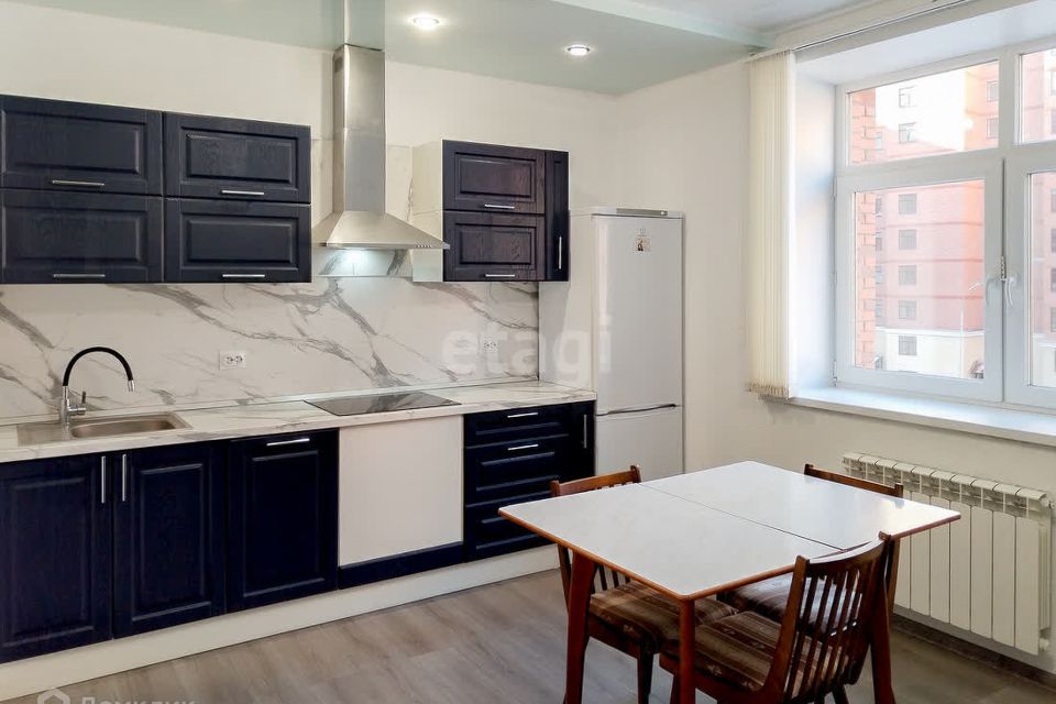 Продаётся 2-комнатная квартира, 58.6 м²