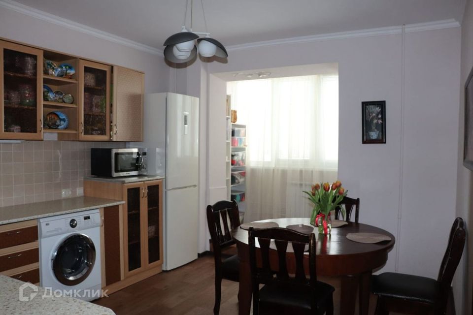Продаётся 3-комнатная квартира, 76.1 м²