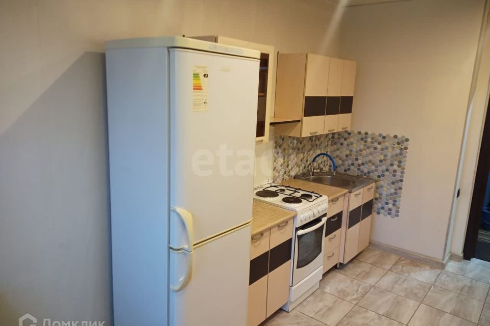 Сдаётся 2-комнатная квартира, 64.2 м²