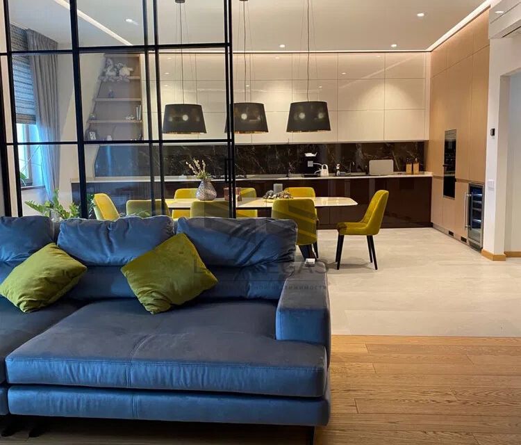 Сдаётся 2-комнатная квартира, 64 м²
