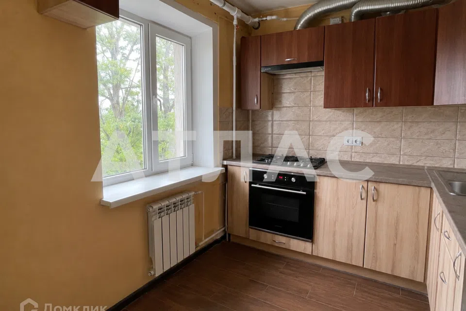 Продаётся 3-комнатная квартира, 57 м²