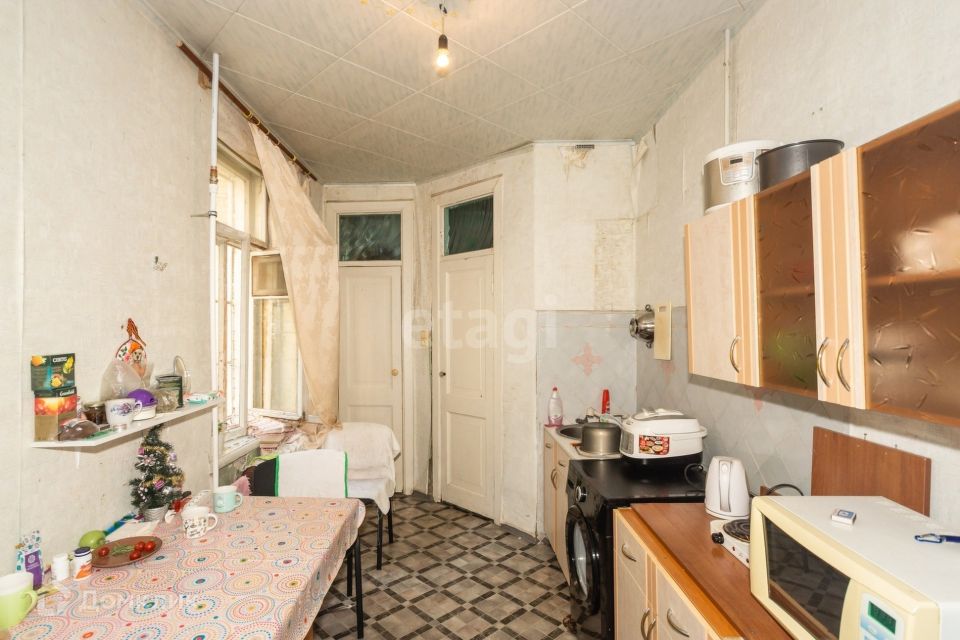 Продаётся 3-комнатная квартира, 63.9 м²