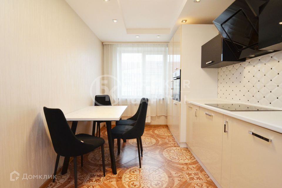 Продаётся 2-комнатная квартира, 60 м²