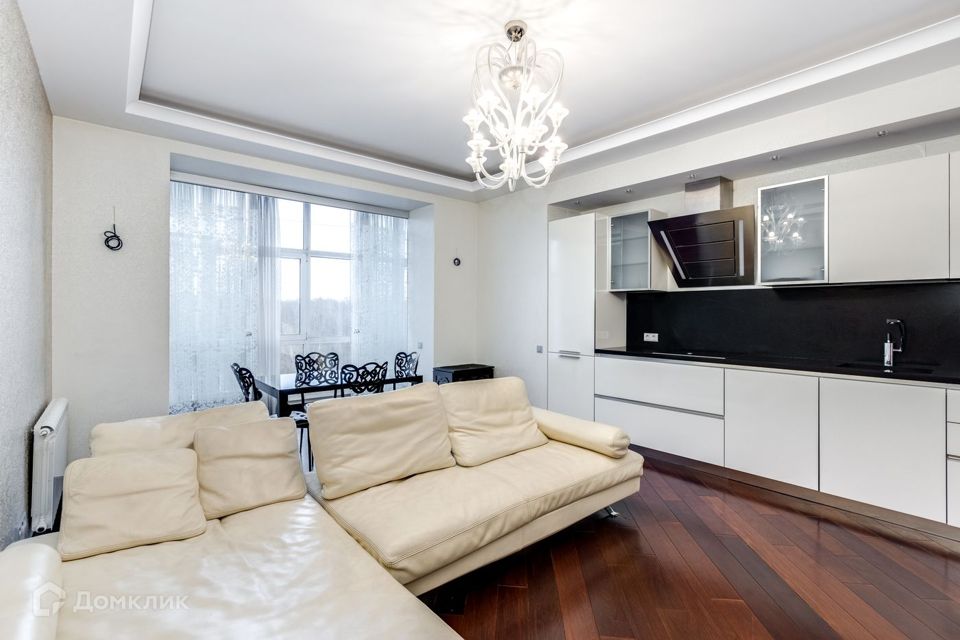 Продаётся 3-комнатная квартира, 88 м²