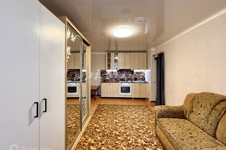 Продаётся комната в 2-комн. квартире, 18 м²