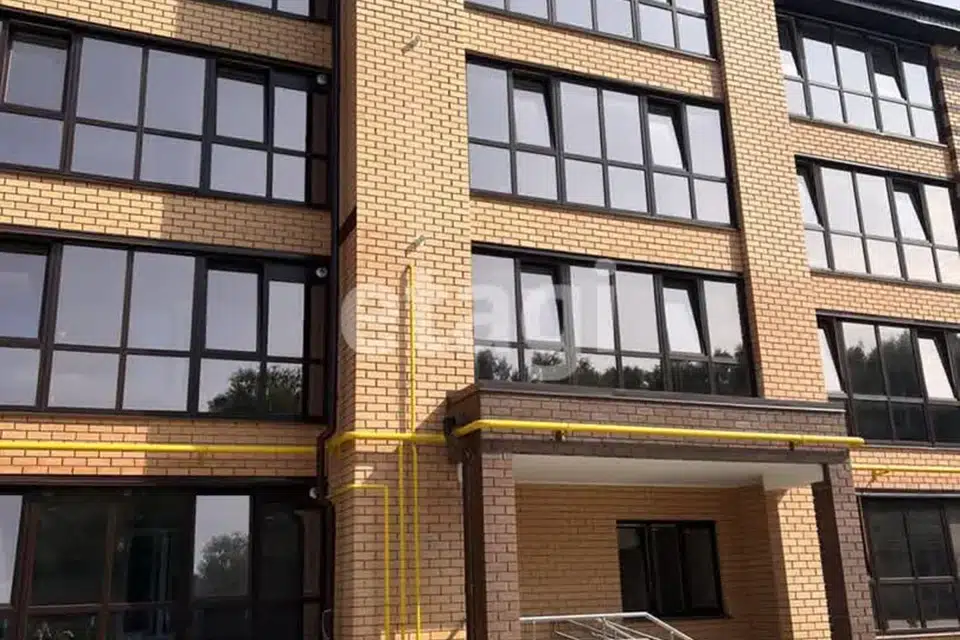 Продаётся 2-комнатная квартира, 63.45 м²