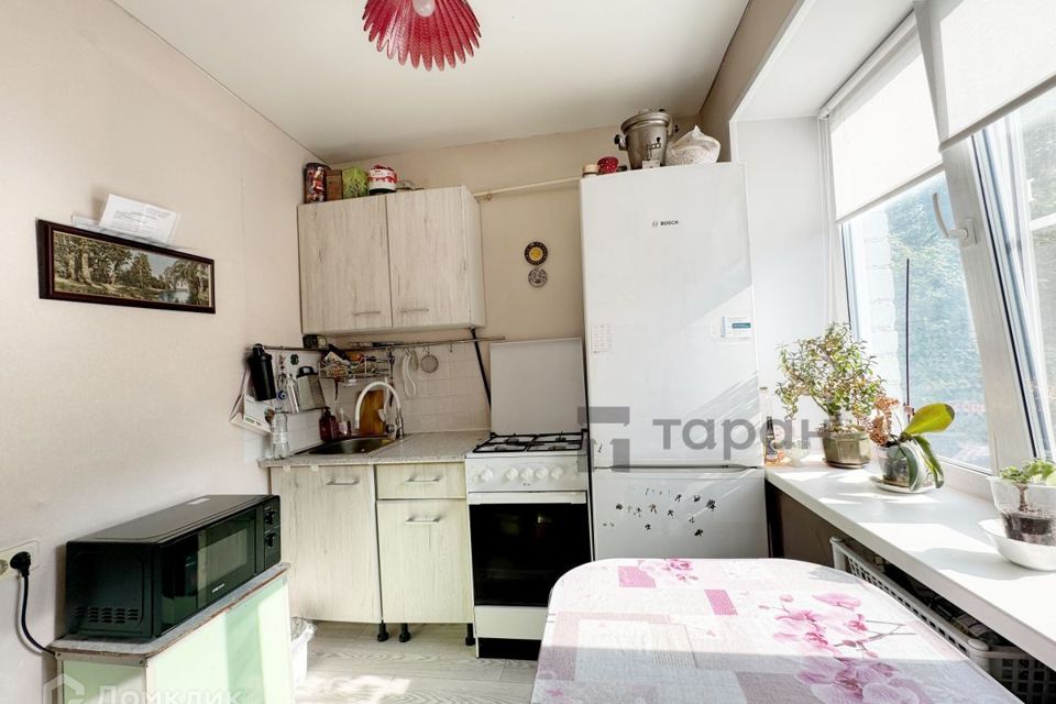 Продаётся 2-комнатная квартира, 41.8 м²