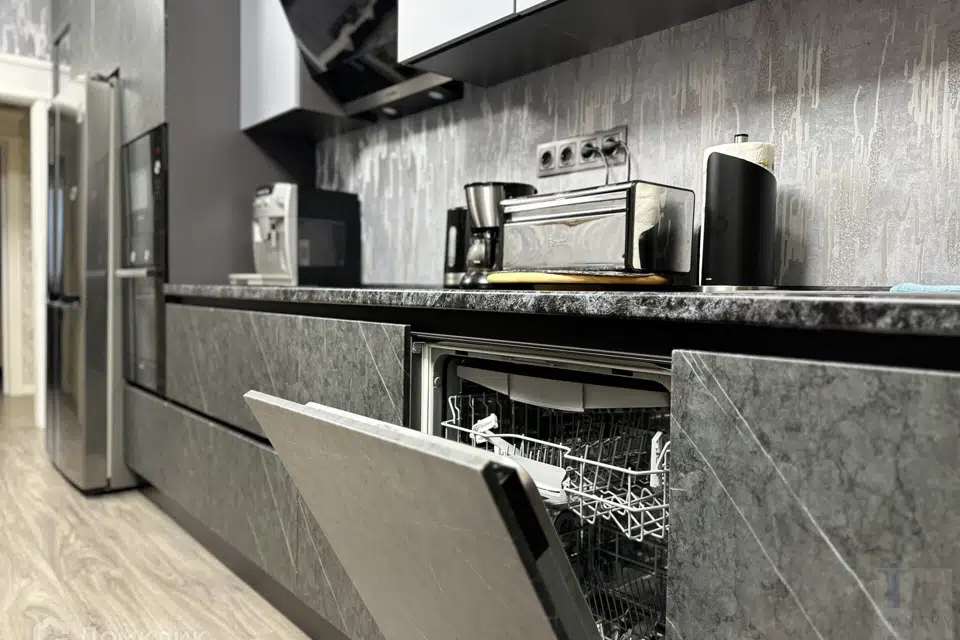 Продаётся 2-комнатная квартира, 60.9 м²