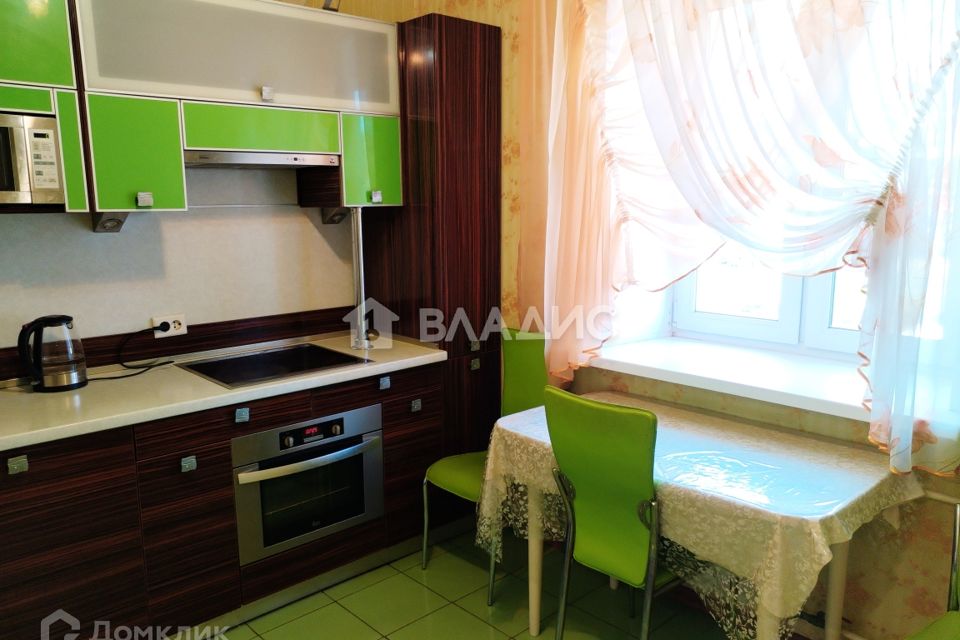 Сдаётся 2-комнатная квартира, 52.1 м²