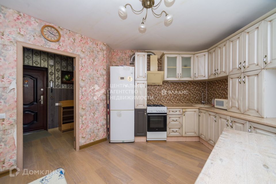 Продаётся 2-комнатная квартира, 57.2 м²
